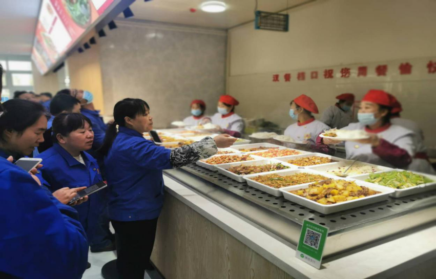 中小企业孵化基地餐厅完成改造升级投入运营(图2) 中小企业孵化基地餐厅完成改造升级投入运营(图2)