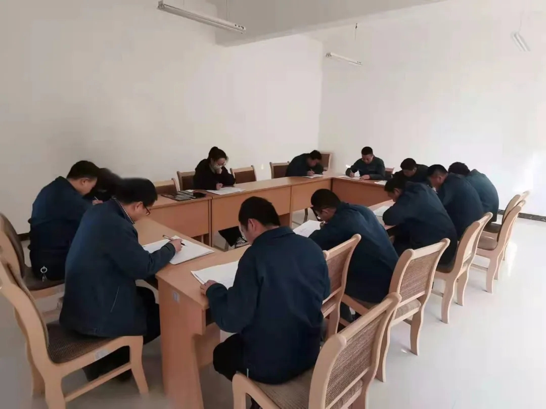 开云网页版登录入口-开云(中国)
组织开展第四季度员工综合素质测试(图3)