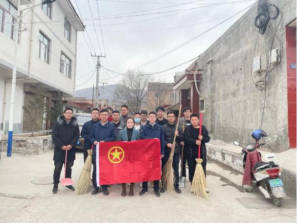 开云网页版登录入口-开云(中国)
团委开展“学雷锋义务清扫活动”(图3)
