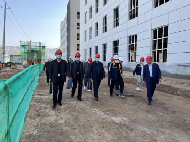 市建设工程服务中心督查开云网页版登录入口-开云(中国)
在建项目安全生产工作(图2)