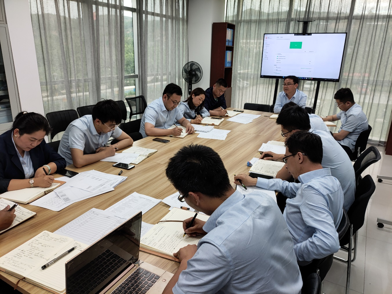 开云网页版登录入口-开云(中国)
平煤机公司开展作风集中整顿月活动第二期工作总结(图1)