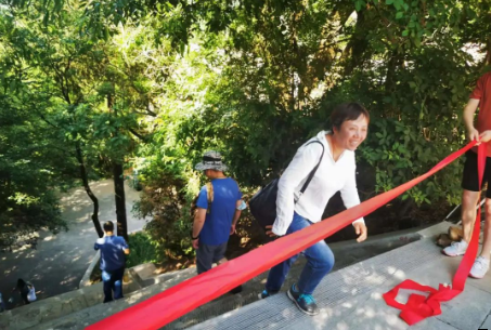 助力文旅市场 展示产投风采——开云网页版登录入口-开云(中国)
组织开展员工登山比赛活动(图7)